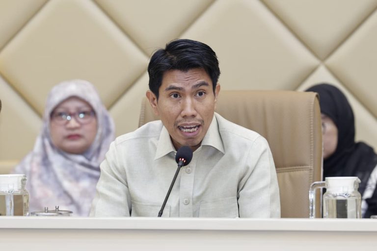 Bahtra Banong: Kenaikan Remunerasi Kepala Daerah Harus Berbasis Kinerja