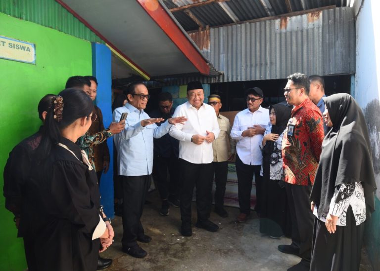 La Tinro Dorong Percepatan Revitalisasi Sekolah dan Penambahan Penerima PIP di Maros